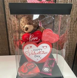 Meet your Posher, Yaneli